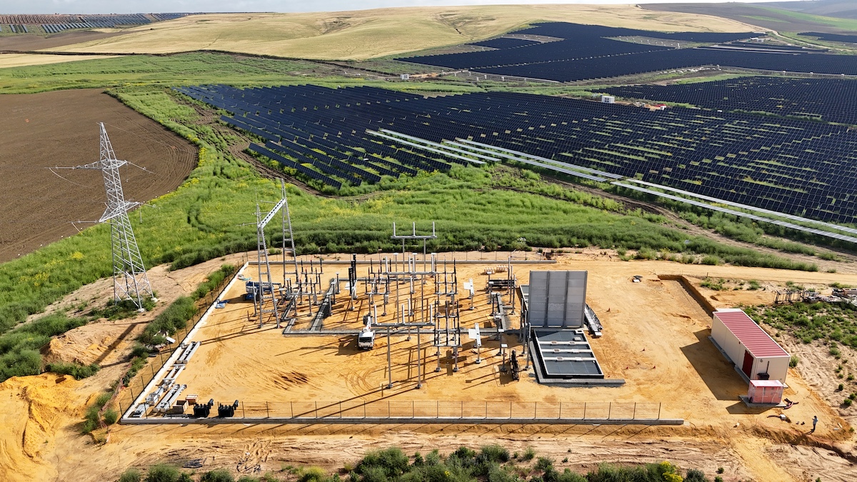 topografos expertos en plantas solares